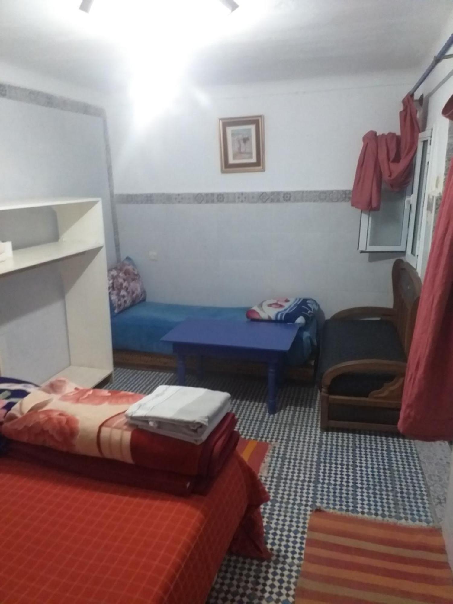 Hostel White And Blue *