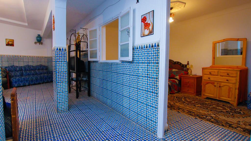 White And Blue Hostel Essaouira